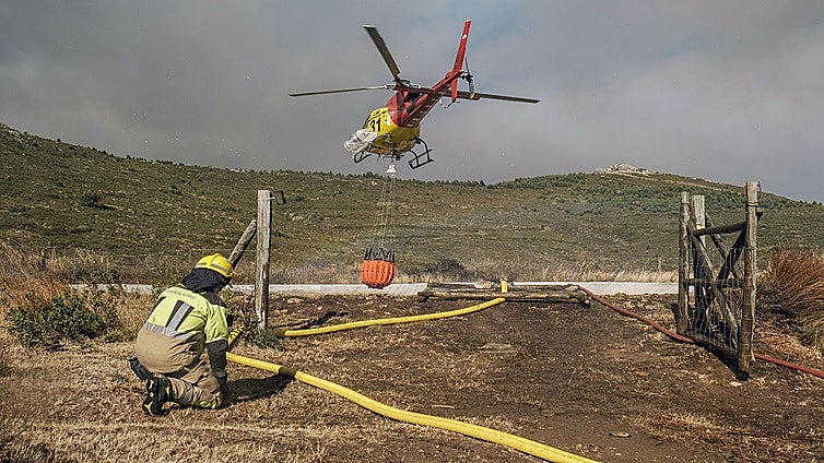 Ecologistas en Acción denuncia que las cenizas del incendio del Pico del Lobo en Guadalajara están «contaminando» el río Jarama