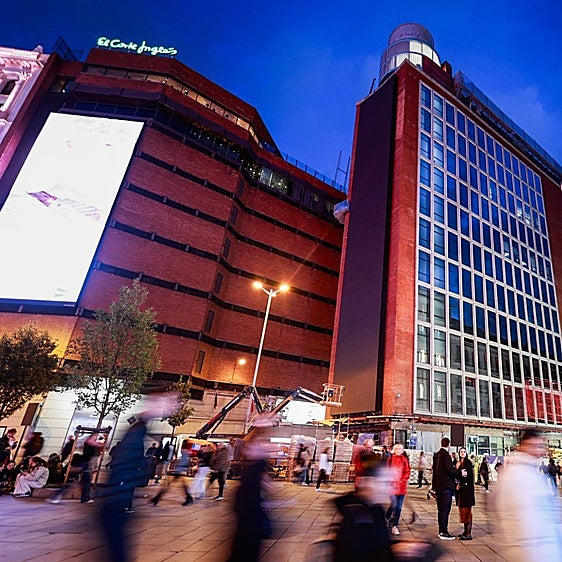 La reforma del último icono de Callao, el edificio de la FNAC, cierra la metamorfosis de la plaza