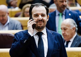 Alejo Miranda de Larra, el senador «incisivo» del PP que ha interrogado a Sánchez