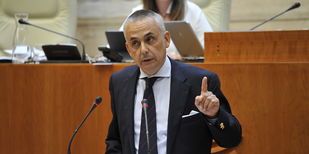 Vox no confirma quién será su candidato el 21D en Extremadura