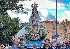 Núñez apoya las tradiciones de Almansa en el traslado de la Virgen de Belén