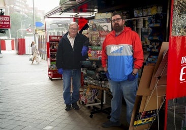 Los últimos quiosqueros de Conde de Casal: «Hemos perdido el 70% de las ventas»