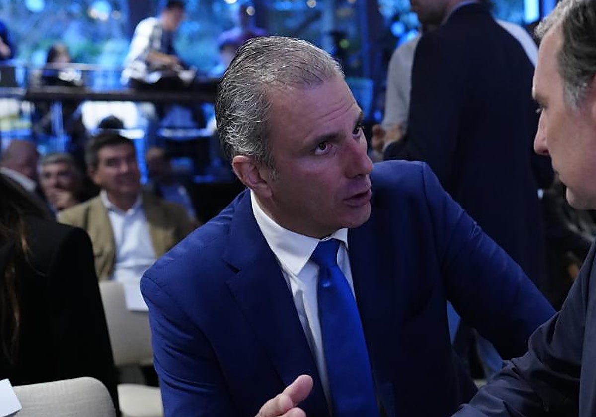 Javier Ortega Smith en la presentación de 'Atenea', el 'think tank' de Espinosa de los Montero