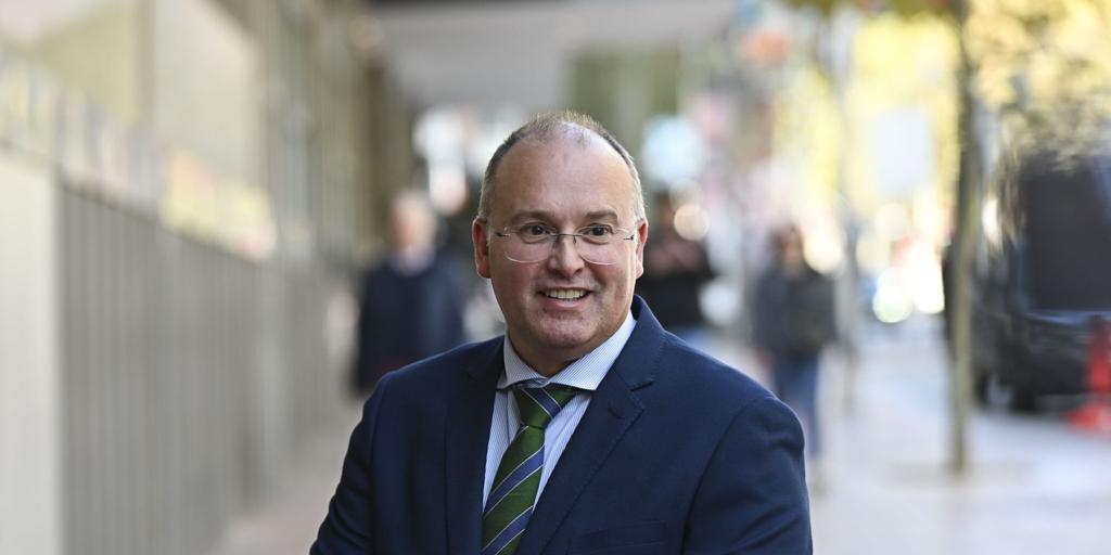 Tellado: «Ángel Víctor Torres no debió sentarse hoy en el Consejo de Ministros»