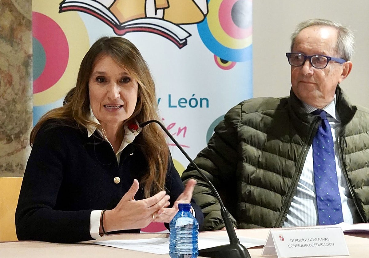 La consejera Rocío Lucas, en rueda de prensa junto al presidente de la Fundación Delibes, Germán Delibes