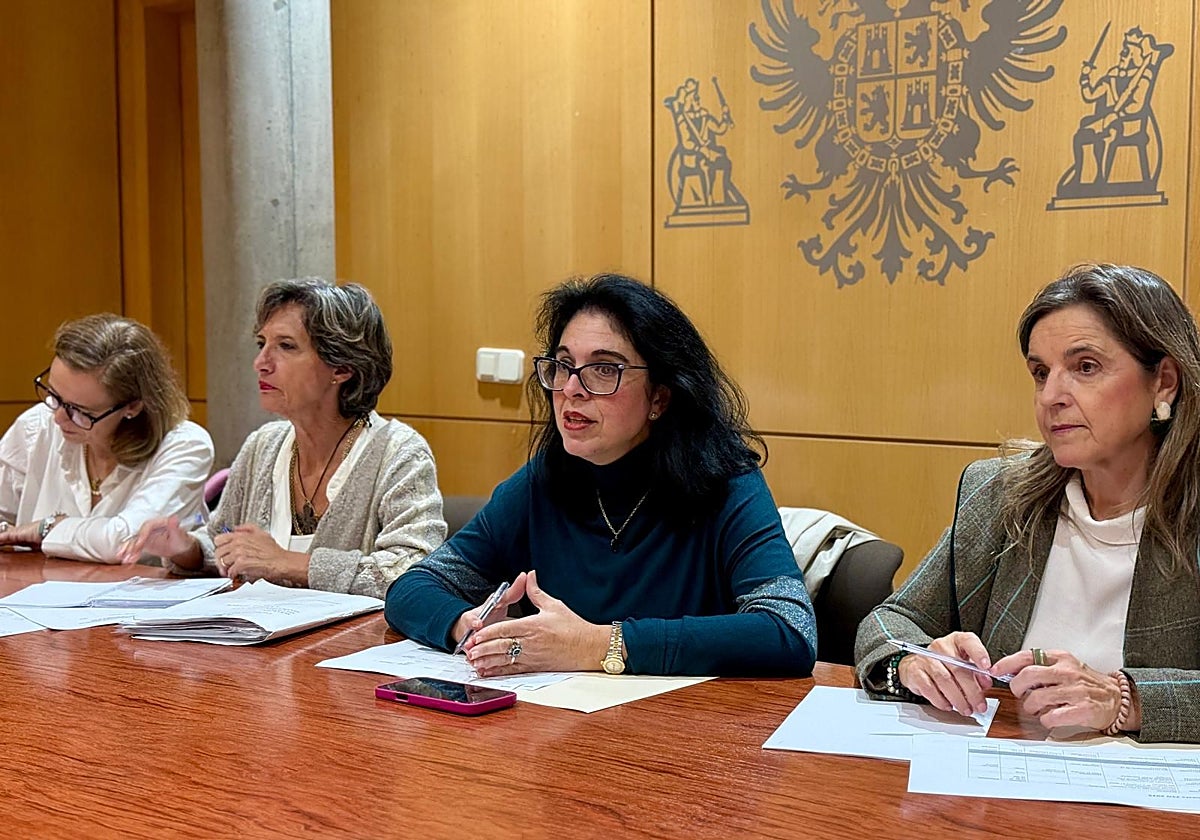 Mesa de presidencia del Consejo de la Mujer de Toledo
