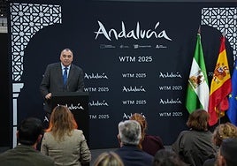 Andalucía supera por primera vez el medio millón de empleados en turismo, con un impacto de 9.500 millones en verano