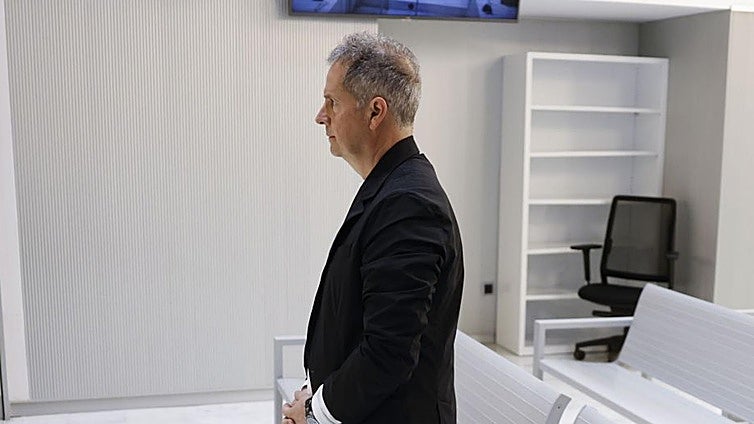 Carlos Fernández, el exedil fugado del caso Malaya, acepta la condena y pagará una multa de más de 260.000 euros