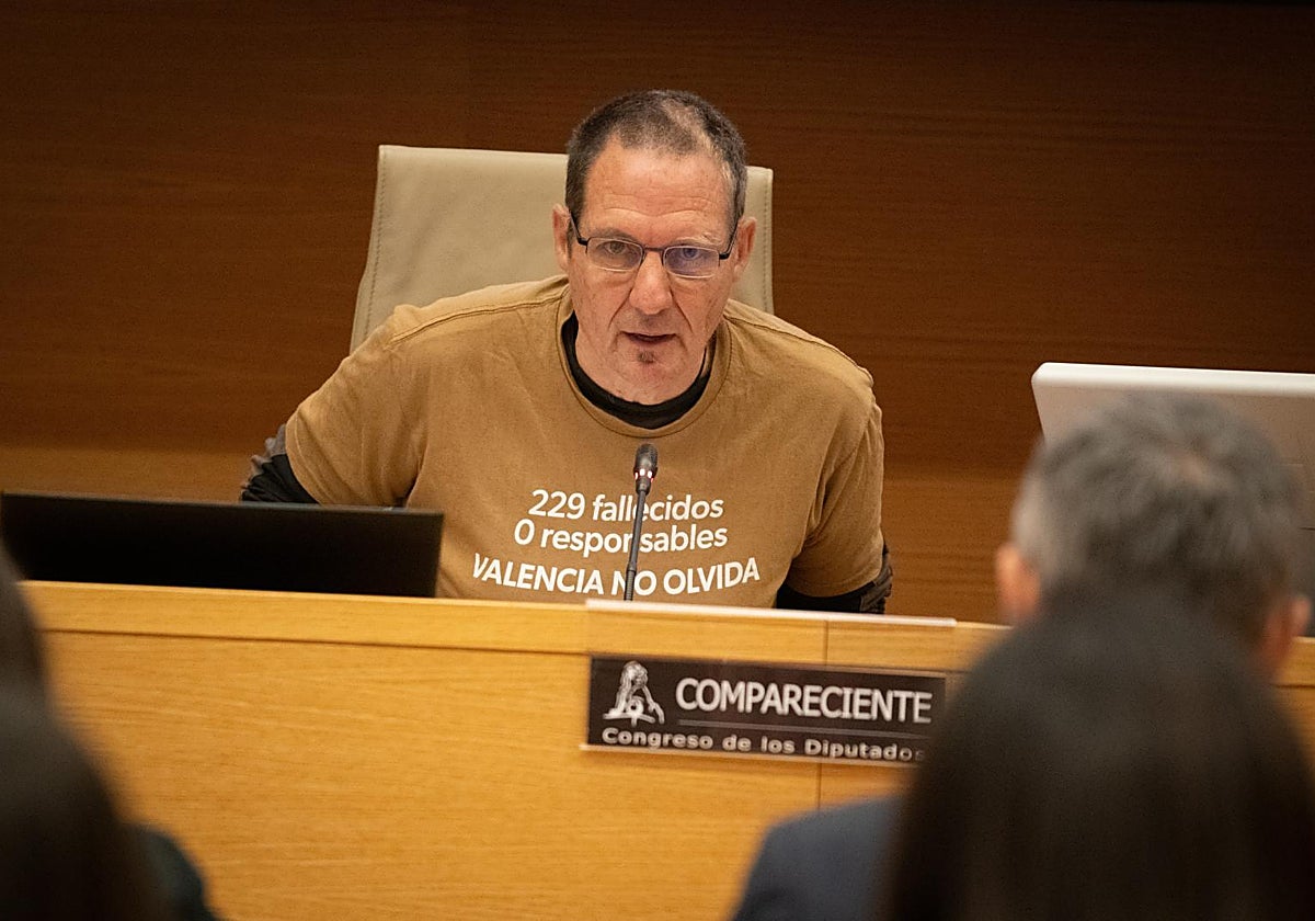 Christian Lesaec, presidente de la Asociación de damnificados de la DANA de L'Horta Sud, comparece en la segunda jornada de la comisión de investigación de la fatídica riada en el Congreso