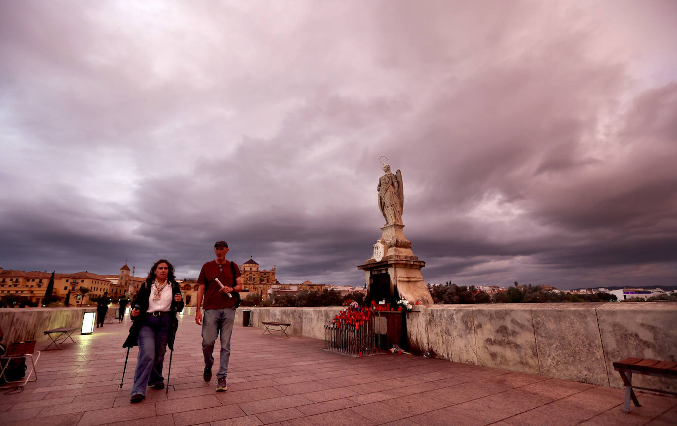 La tarde de alerta por lluvias en Córdoba que quedó en nada, en imágenes