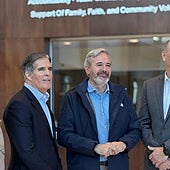 Azcón conoce las entrañas de los centros de datos de QTS en Virginia para «anticipar» las necesidades del mercado laboral