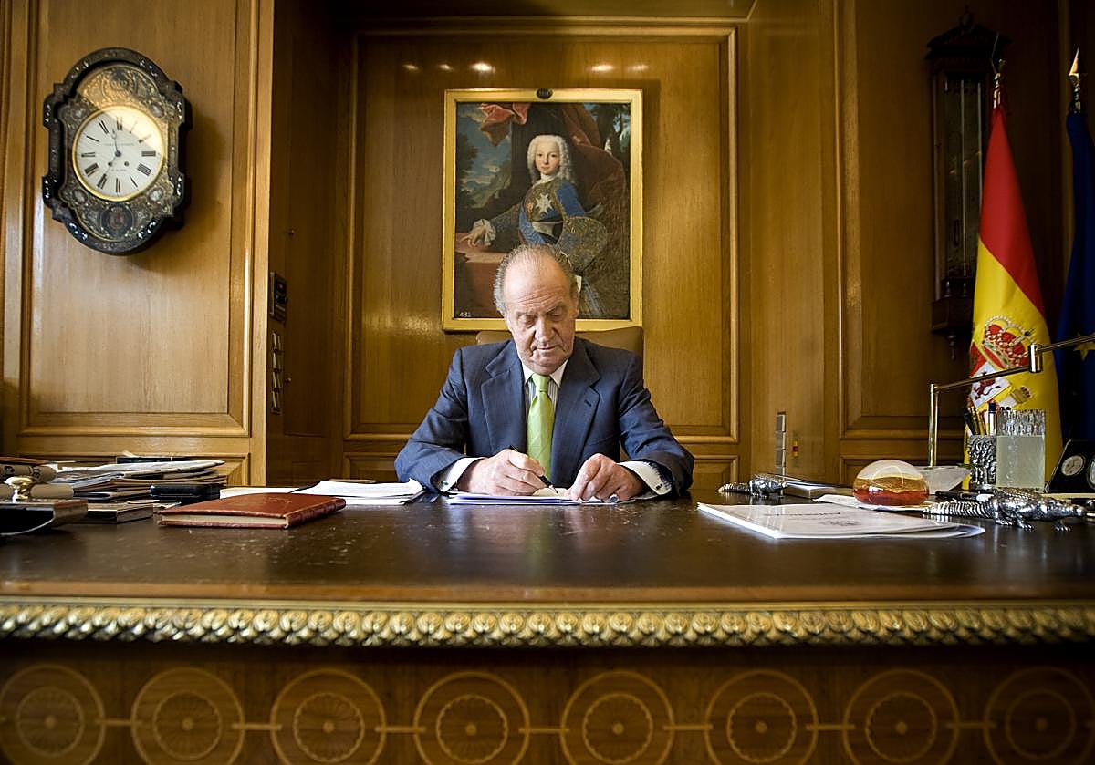 Juan Carlos I publica sus memorias: la compleja defensa de un legado