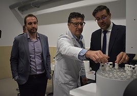 El Gobierno regional destina más de un millón de euros a la instalación de una resonancia magnética nuclear en la Facultad de Farmacia de Albacete