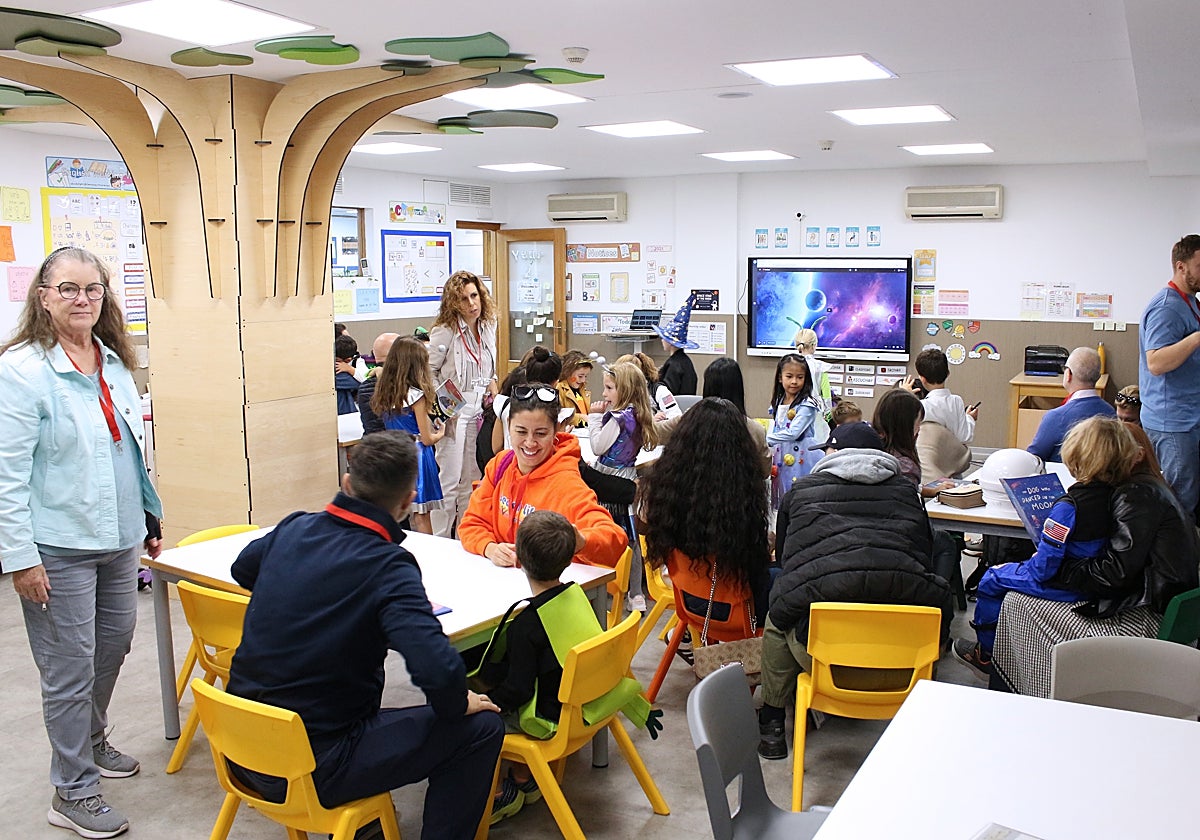 Más de 500 alumnos de Valencia celebran su Día del Espacio y recaudan fondos para la salud mental