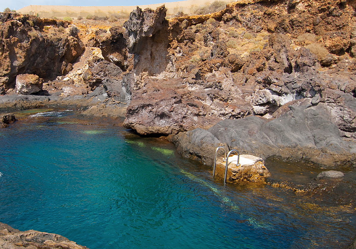Herida con un traumatismo craneal una mujer a la que le cayó una piedra en Tenerife