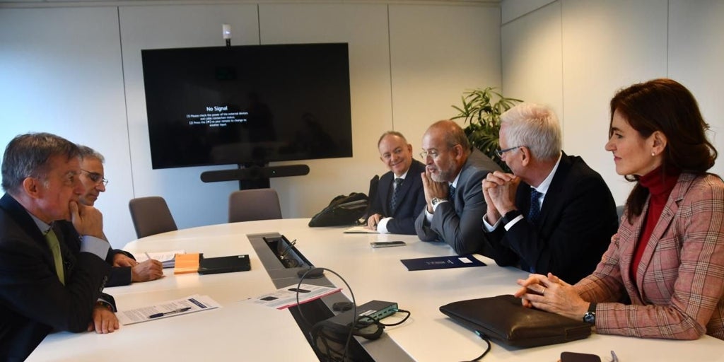 Castilla-La Mancha exige en Bruselas que las comunidades sigan gestionando directamente los fondos europeos