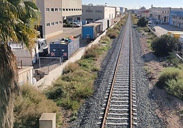 La C-3 de Cercanías de Valencia vuelve a llegar al circuito de Cheste un año después de la dana
