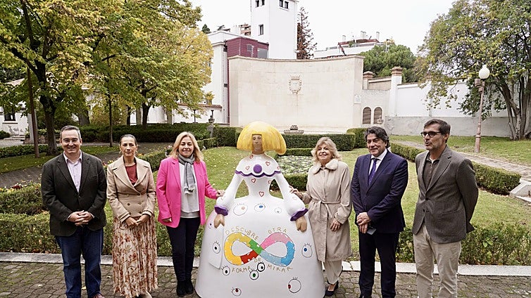 Regresa a las calles de Madrid la exhibición de meninas gigantes