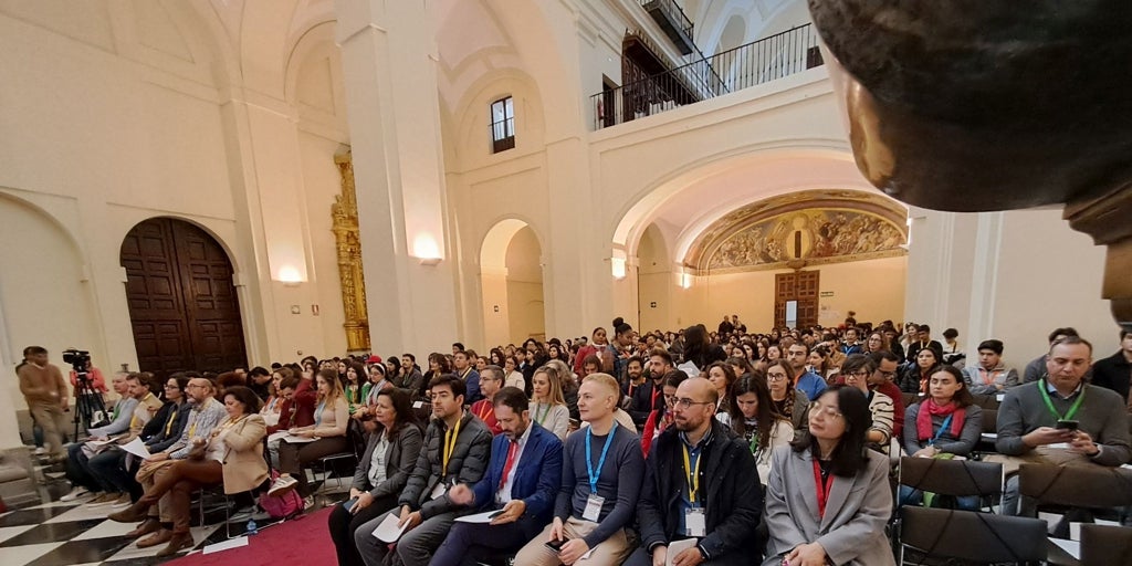 Más de 400 jóvenes de 43 países asisten al acto del Día del Estudiante Internacional en Toledo