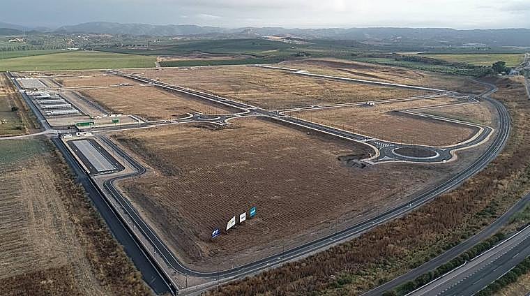 Suelos ya urbanizados de la Base Logística, listos para que se levanten en ellos sus inmuebles
