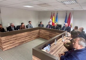 La localidad abulense de Cebreros se hermana con Vegadeo (Asturias)