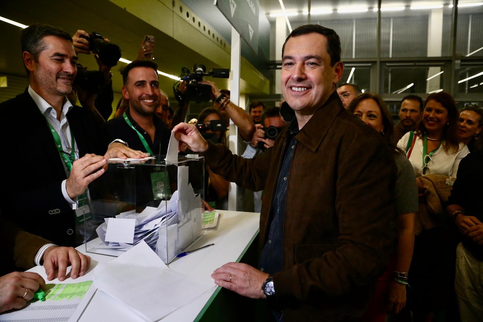 Congreso autonómico del PP de Andalucía: Juanma Moreno, reelegido presidente del PP-A con el 99,95% de los votos