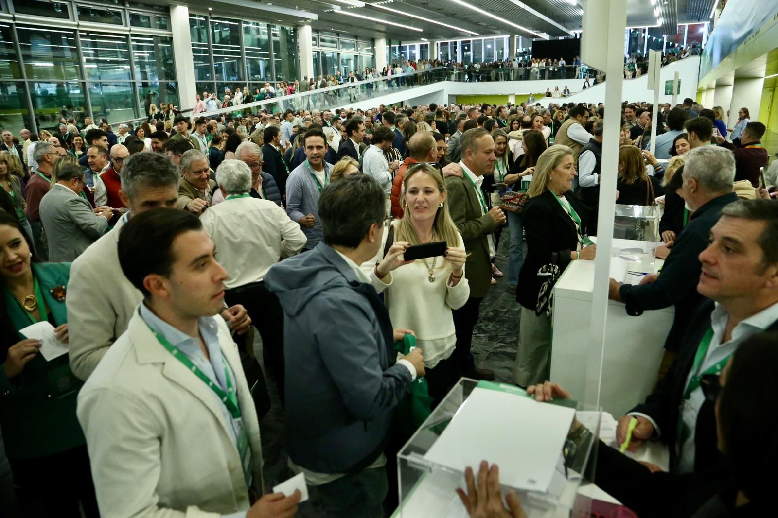 Congreso autonómico del PP de Andalucía: Juanma Moreno, reelegido presidente del PP-A con el 99,95% de los votos