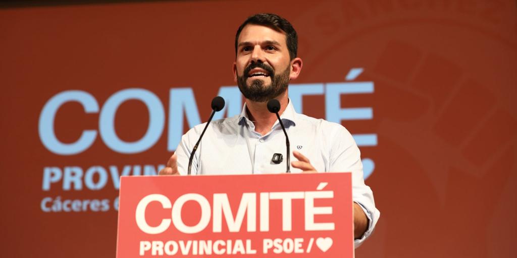 Cáceres espera la caída de Gallardo para mover el partido