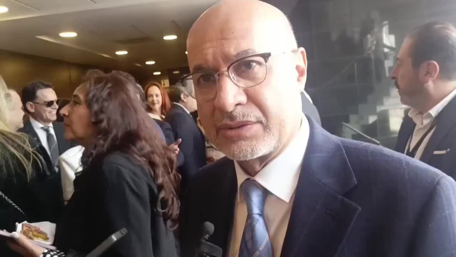 Asesor de Paz dice que su Gobierno quitará parcialmente subsidio a combustibles en Bolivia