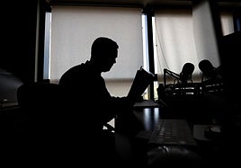 Detectives privados, la nueva herramienta de los caseros en Córdoba contra impagos y okupaciones