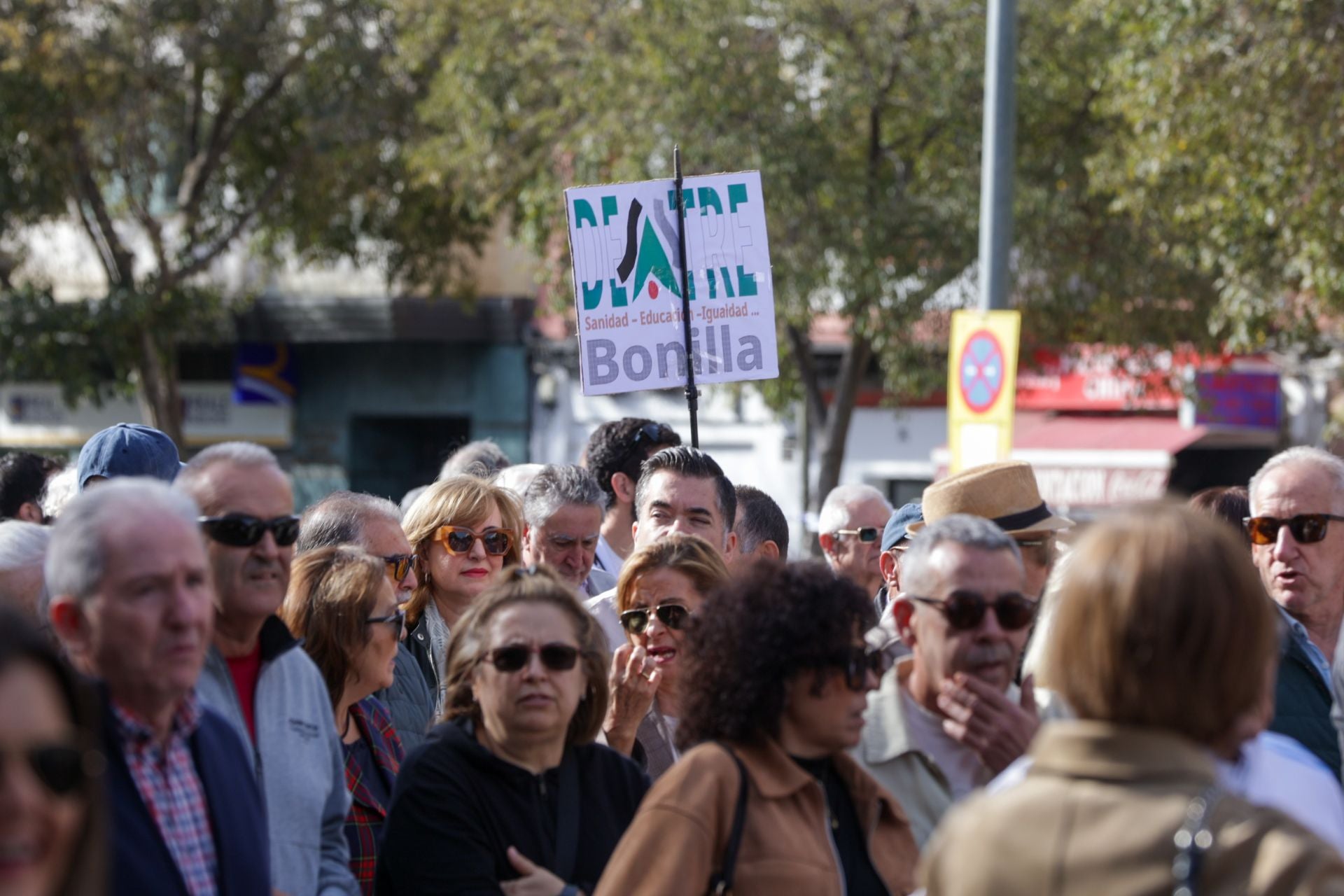 La manifestación por la sanidad pública en Córdoba, en imágenes