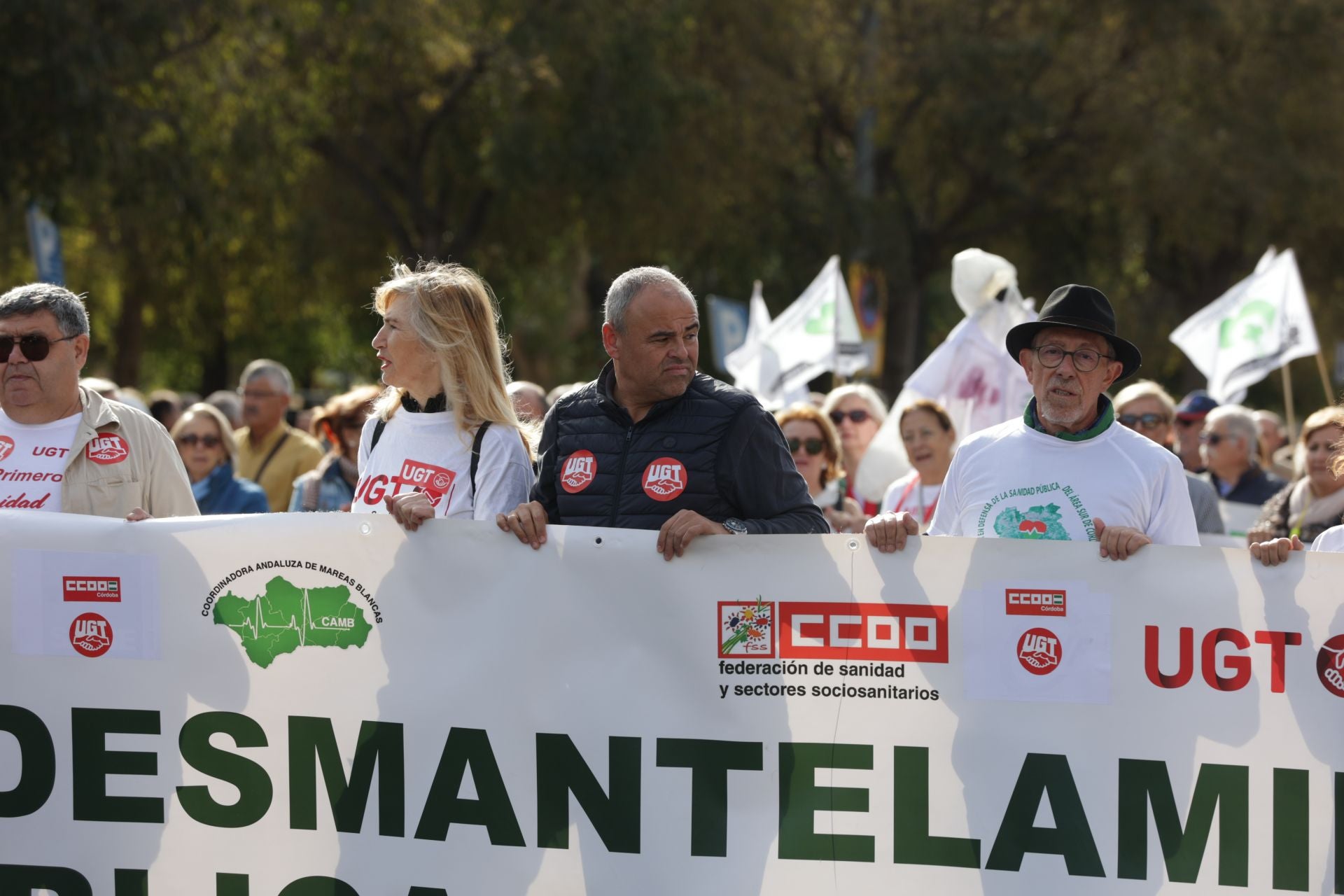 La manifestación por la sanidad pública en Córdoba, en imágenes