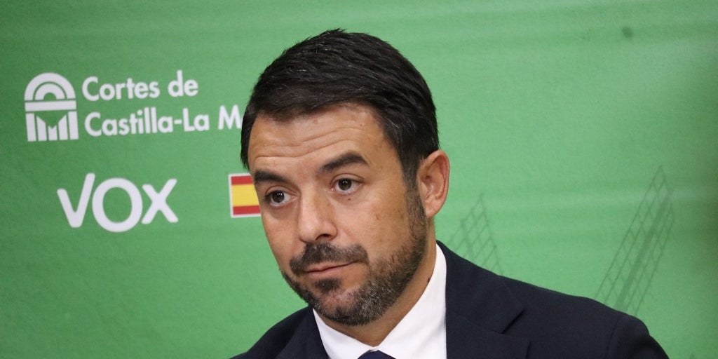 Vox presenta una enmienda a la totalidad de los Presupuestos de Castilla-La Mancha porque «mantienen los privilegios políticos»