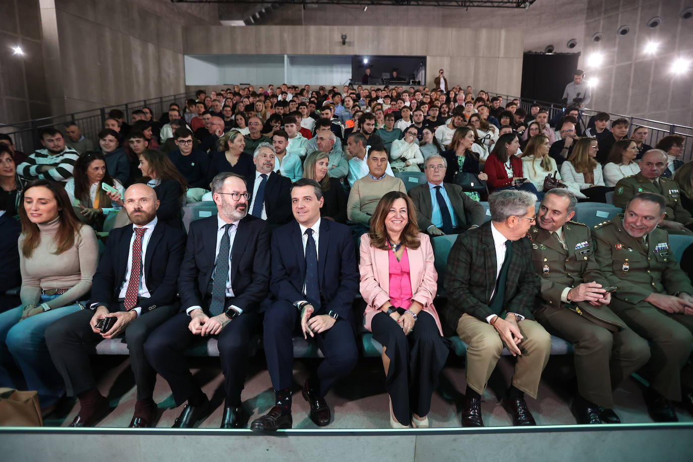 La presentación de la oferta de FP para la Base Logística de Córdoba, en imágenes