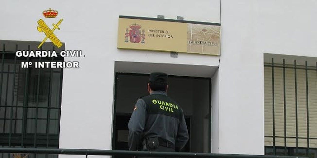 Tres hombres detenidos en Cartaya por una presunta agresión sexual grupal a una mujer en un garaje abandonado