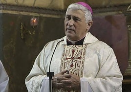 El obispo de Cádiz, Rafael Zornoza, sobre las acusaciones de pederastia: «Son muy graves y además falsas»