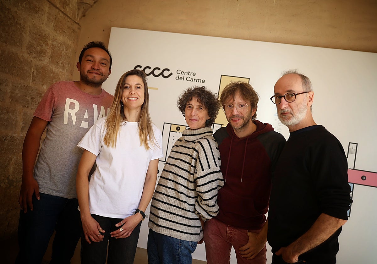 La pieza escénica &#039;Anfibia&#039; propone en el CCCC imaginar nuevas miradas hacia la gestión del agua y territorio