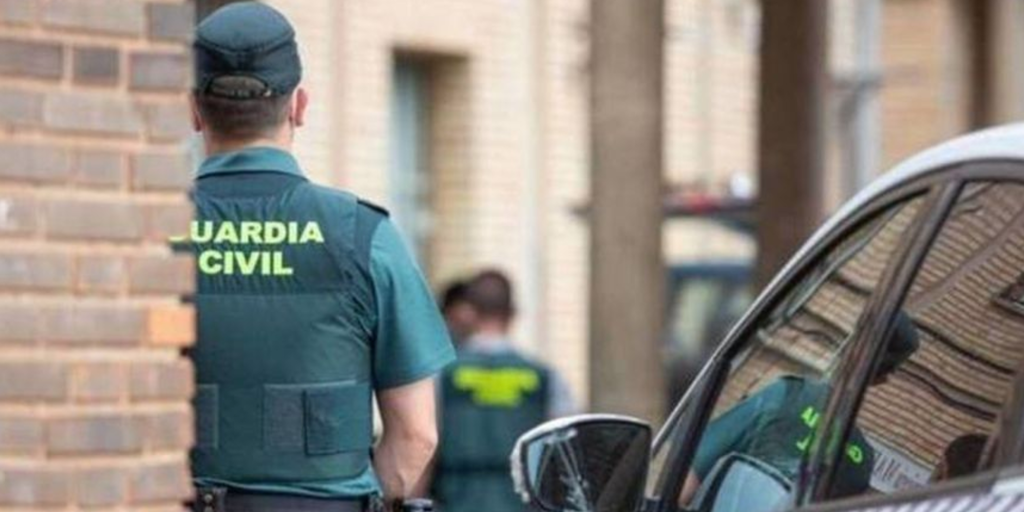 Detenido un hombre que  obligó a su inquilina a mantener relaciones sexuales  bajo la amenazas de «echarla de la casa»