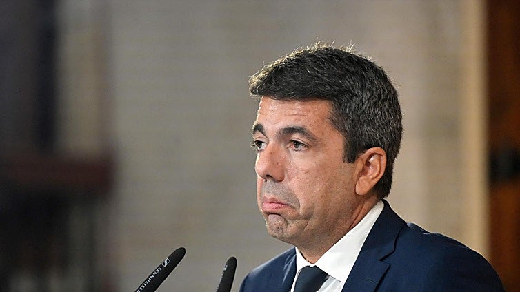 Mazón comparece para dar explicaciones de la gestión de la dana mientras el PP y Vox negocian su reemplazo