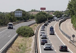Ecologistas en Acción lleva a los tribunales el proyecto del tercer carril en la A-62 entre Dueñas y Tordesillas por «innecesario y dañino»