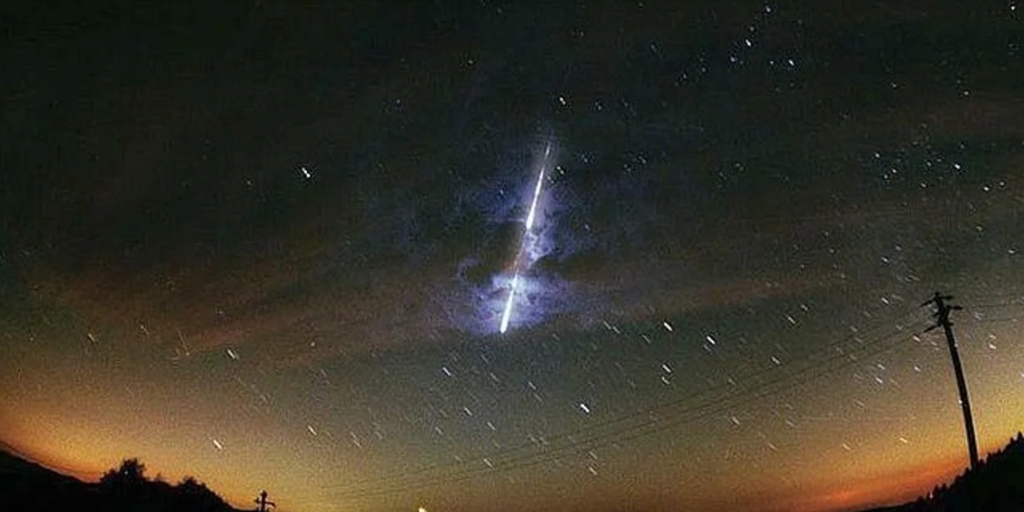 Un lienzo de color sobre las noches andaluzas: las Leónidas dibujan sus espectaculares estelas durante noviembre