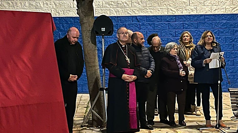 El arzobispo de Toiedo, Francisco Cerro, fue el encargado de bendecir el monumento