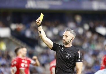El CTA admite el error arbitral en la expulsión de Albarrán ante el Málaga