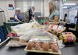 Mercadona aclara si los huevos que vende son de gallinas criadas en jaula: «Estamos en plena transición»