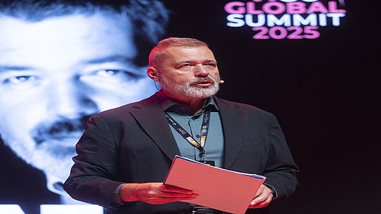Dimitri Muratov, premio nobel de la paz: «No habrá progreso sin paz ni derechos humanos»