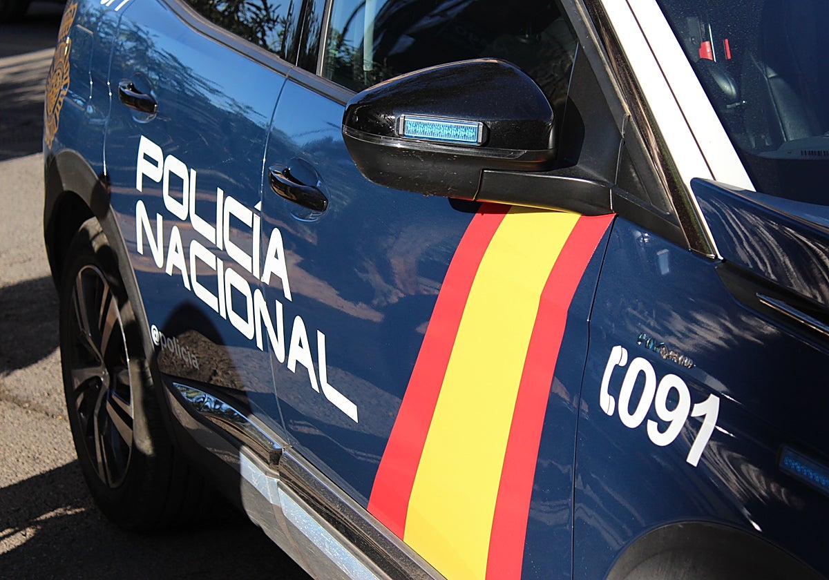 Imagen de archivo de un coche patrulla de la Policía Nacional