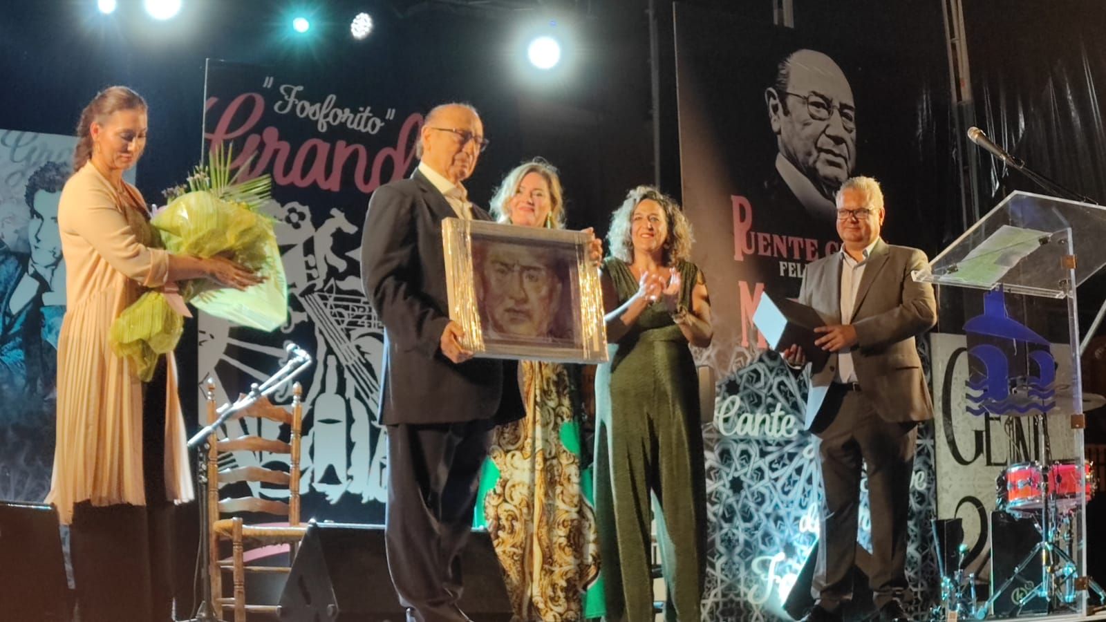 La vida y carrera artística de Fosforito, en imágenes