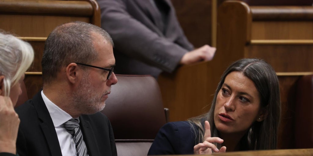 Junts no revisará su relación con el PSOE pero le salva en las nucleares