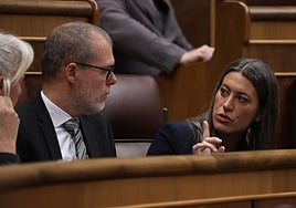 Junts no revisará su relación con el PSOE pero le salva en las nucleares