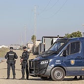 Los chalecos de la Policía no paran las armas de guerra de los narcos